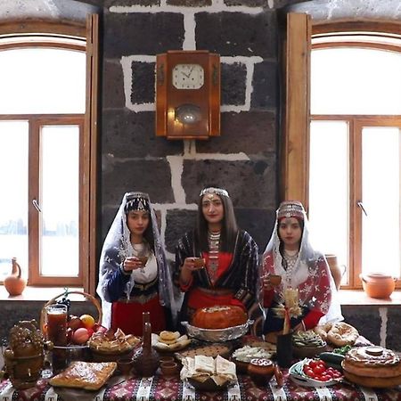 غيومري Guesthouse Emma المظهر الخارجي الصورة