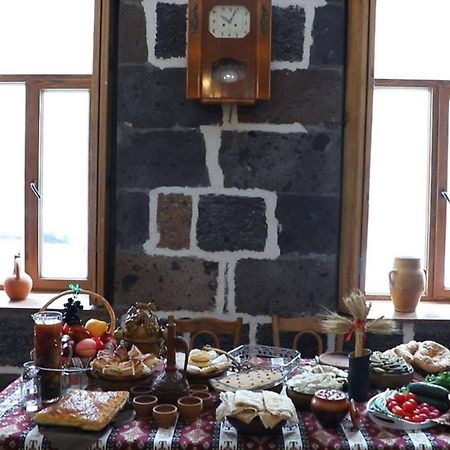 غيومري Guesthouse Emma المظهر الخارجي الصورة